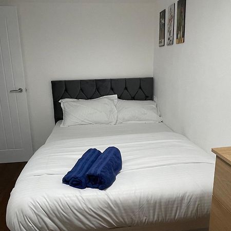 London Two Bedroom Central Location Modern Flat Stratford 외부 사진